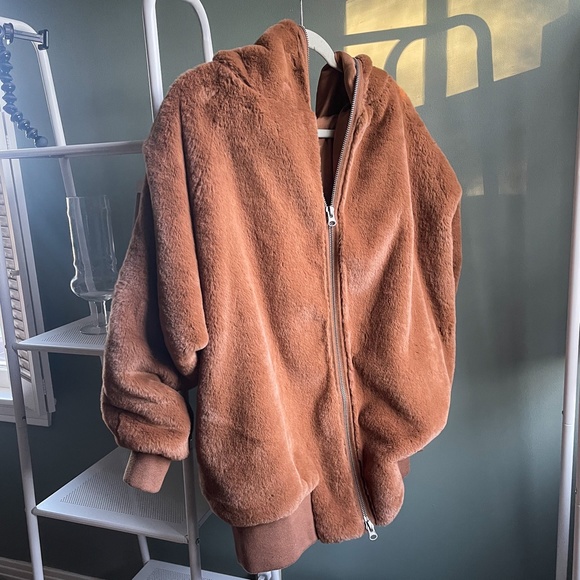 Free People Turn Up Zip Off Hoodie Brown Faux Fur Teddy Jacket - Picture 9 of 13